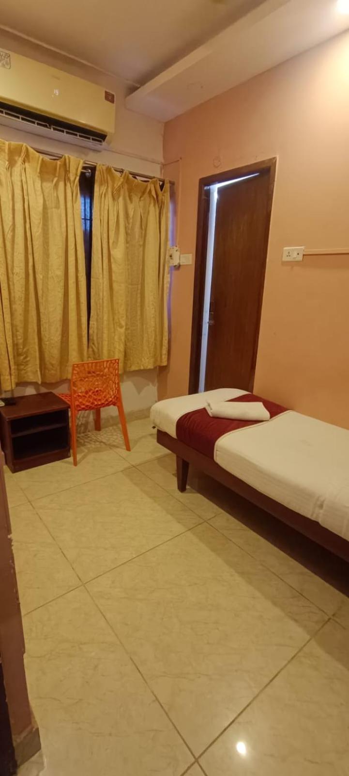 Naksha Tree Hotels Kishore Inn - Koyambedu Chennai Bagian luar foto