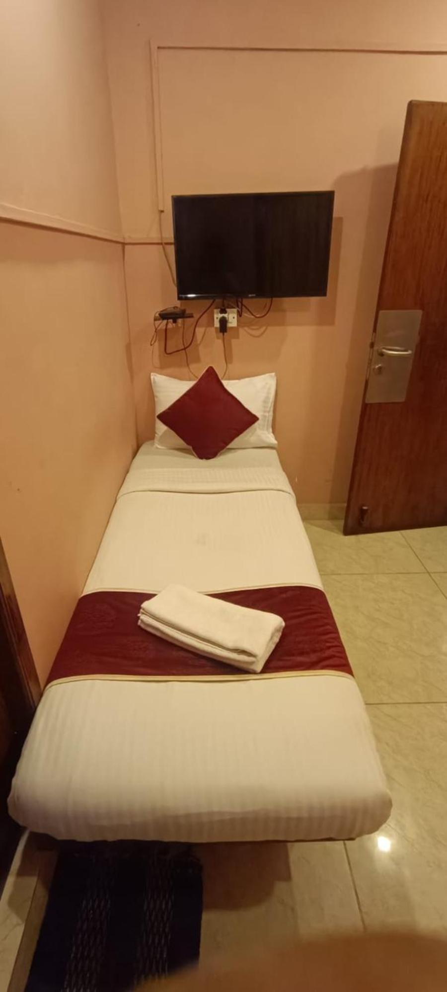 Naksha Tree Hotels Kishore Inn - Koyambedu Chennai Bagian luar foto